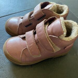 Winter/fall waterproof leather Naturino shoes